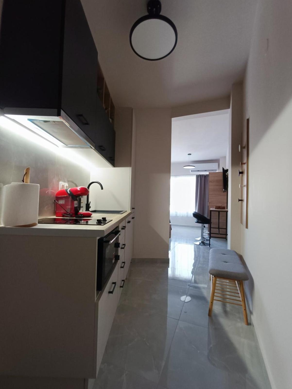 Central Studio In Veria ภายนอก รูปภาพ